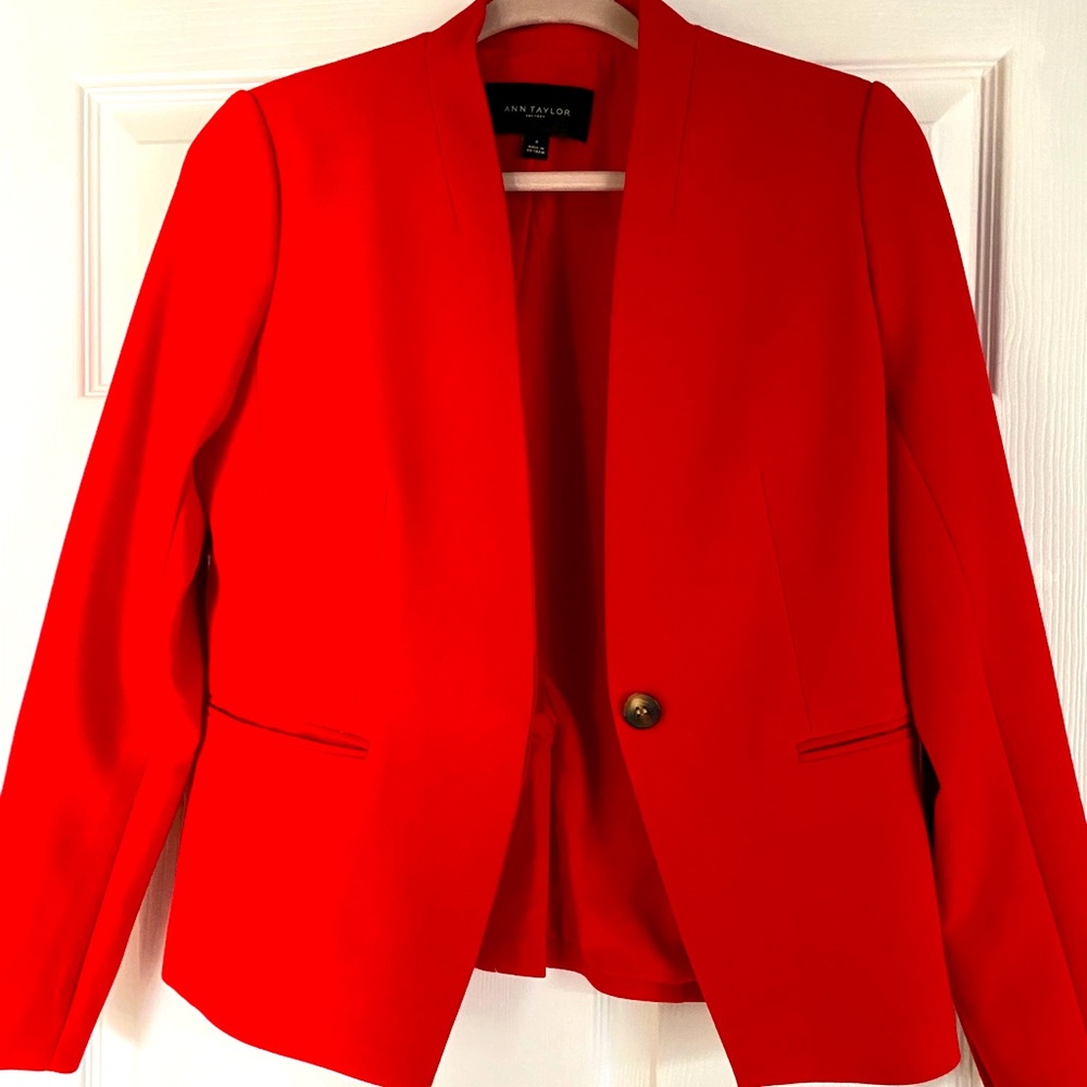 Ann Taylor Cut Away Blazer